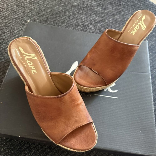 Mark Milan platform leather shoes new, size 37, brown