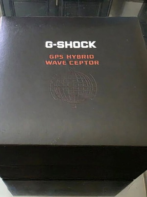 Casio G-Shock GPW-1000 Wave Ceptor watch box used