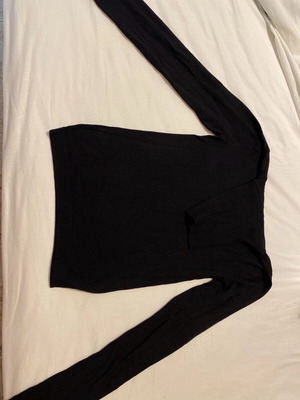 Pull and bear ζιβαγκο μαύρη μπλούζα