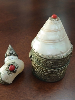 Set of natural Tibetan shells with alpaca overlay, handmade, vintage, collectible