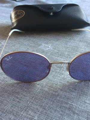 Ray-Ban sunglasses used, like new