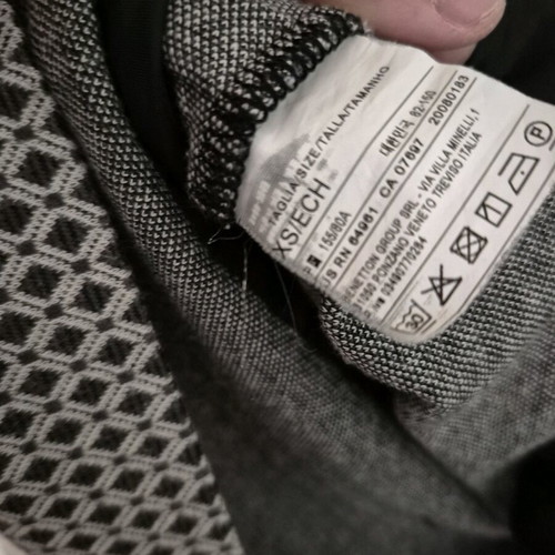 Benetton blouse small size like new, black and white