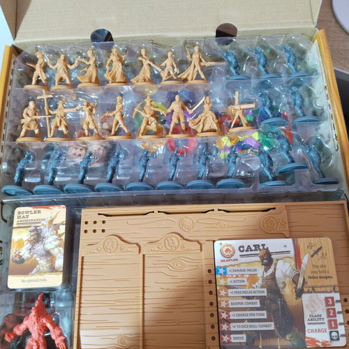 Επιτραπέζιο παιχνίδι Zombicide Undead or Alive καινούργιο