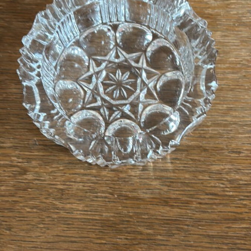 Decorative ashtray like new