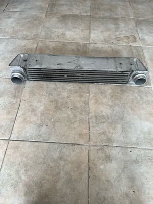 Bmw 530 Diesel 2006 intercooler used Behr 17007787446-04