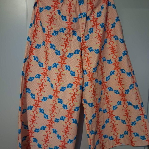 Melitta pants wide highwaist fit, ankle length, like new, size L
