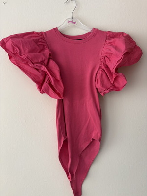 Zara fuchsia bodysuit like new, size S