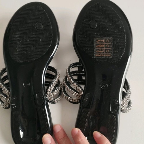 Raid women's sandals size 36 like new, black