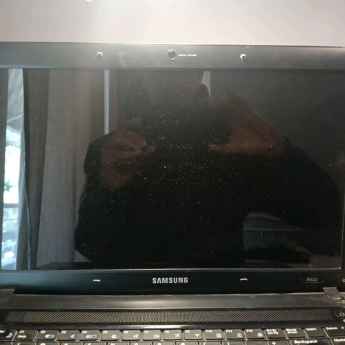 Samsung Laptop used for parts without hard drive