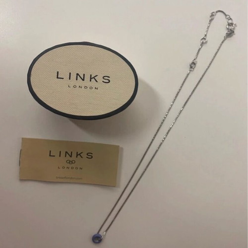 Links Of London necklace like new with purple detail