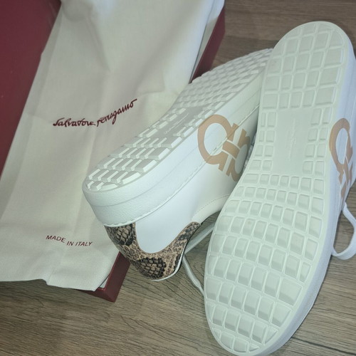 Salvatore Ferragamo men's white sports shoes new