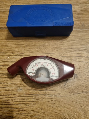 Michelin Vigil Schrader Tire Pressure Gauge used