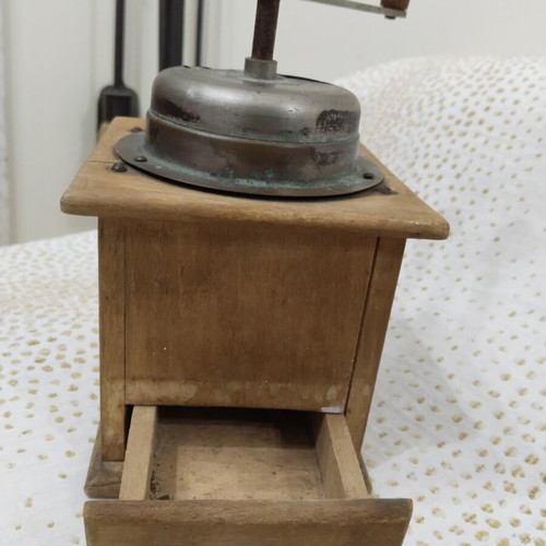 Antique "Old Coffee Grinder" used