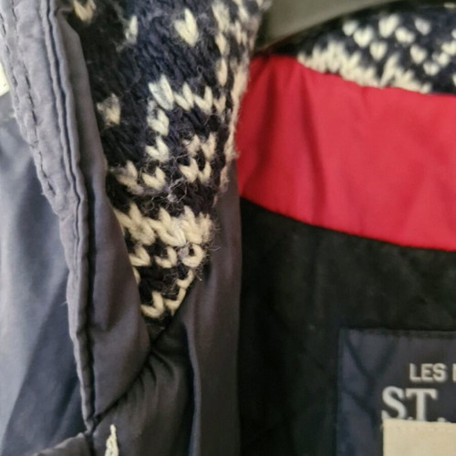 Lapin jacket for boy size 6 like new, hooded, white and blue