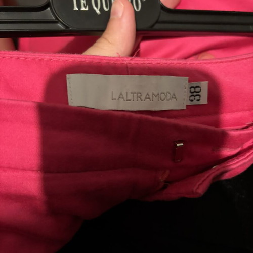 Laltramoda fuchsia chino pants size 38 like new