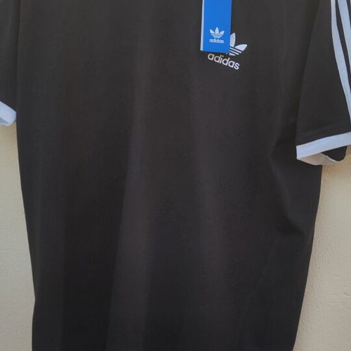 Adidas Originals T-shirt black, like new, size L