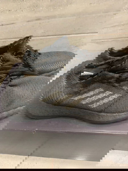Adidas αθλητικά παπούτσια σε καλή κατάσταση