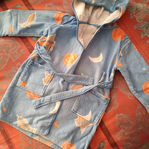 Orchestra bathrobe used, boy 6 years, swimming pool