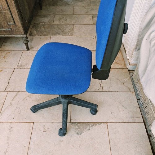 Office chair like new