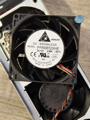 Delta PFR0812XHE dual server fan like new, 12V 4.90A, contra-rotating