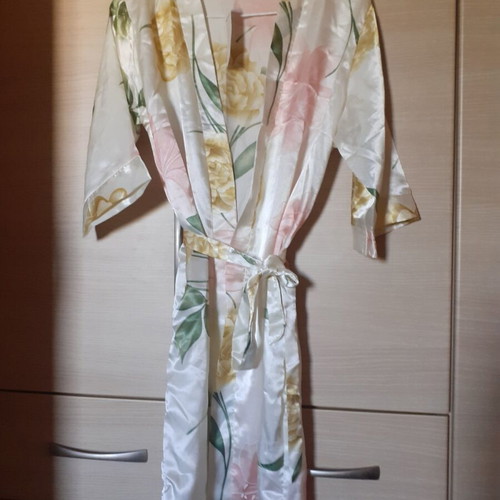 Italian women's robe new, size medium, viscose multicolor