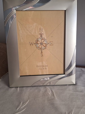 Large elegant photo frame 22x27 cm, fits 15x20 cm photos