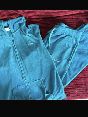 Lee Cooper velour set like new, turquoise, size M