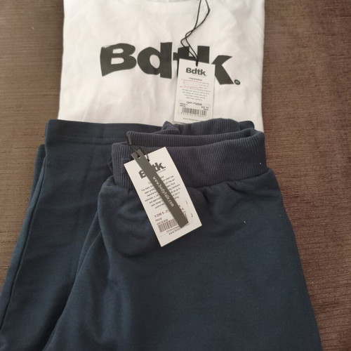Bodytalk sports set for boys size 14 new, white and blue