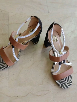 Exe women's summer sandals used, size 39, black and multicolor