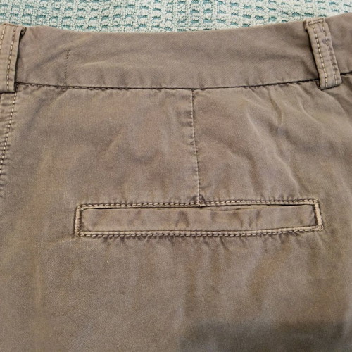 M&S women's chino shorts size 12 Eur40 like new, khaki