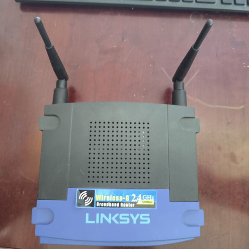 Linksys WRT54GL Router Ver 1.1 like new