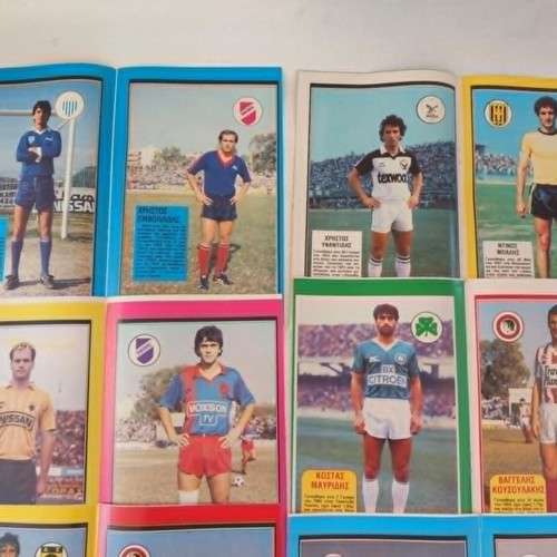 Football player posters used, 14 double-sided and 5 single from Μπλεκ