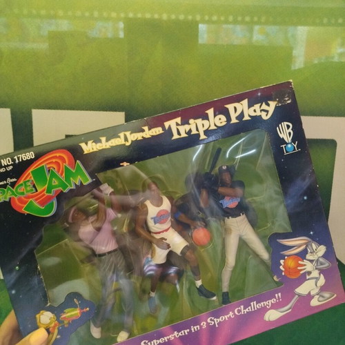 Michael Jordan 1996 Triple Play Space Jam action figure set