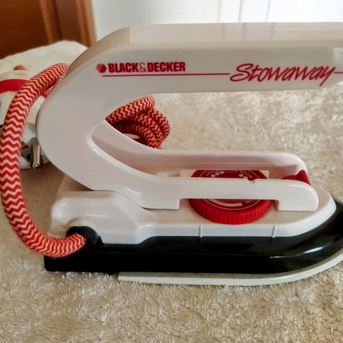 Black Decker travel iron used, model SW 100