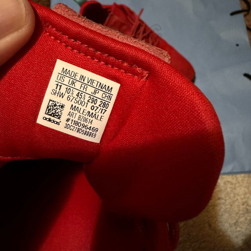 Adidas sneakers red like new size 45.5