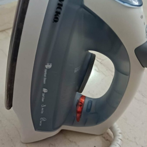 Vicko iron like new, fully functional