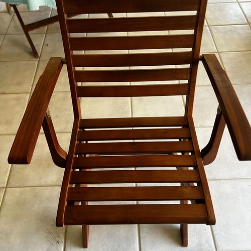 Wooden veranda furniture set with table and four chairs, like new