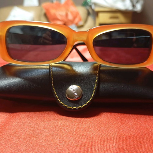 Versus by Versace vintage unisex oval sunglasses with original leather case