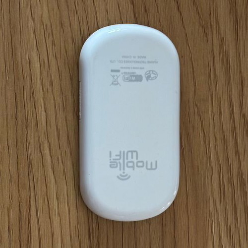 Huawei E586 Mobile WiFi used portable router with SIM hotspot