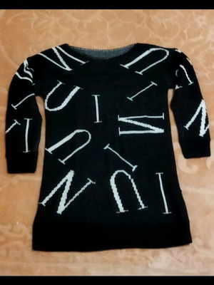 Long sweater like new, size S/M, black and white