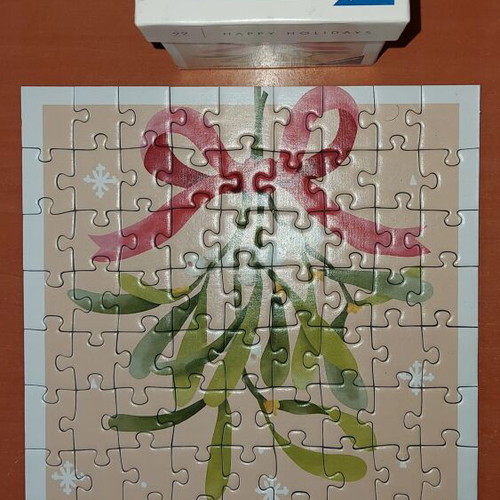 Ravensburger Happy Holidays 6x99-piece puzzle set