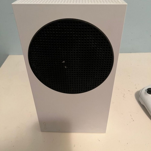 Xbox Series-S 500GB console like new with original controller and cables