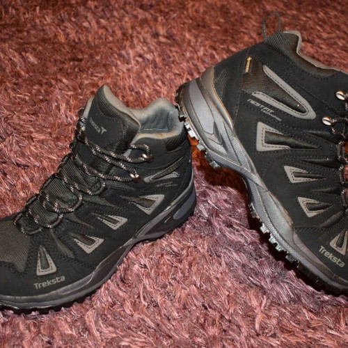 Treksta Nevado Mid GTX boots black, like new, size 40