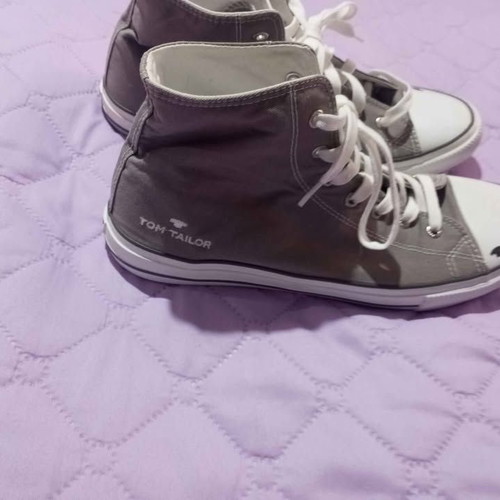 Tom Tailor sneakers size 44 like new, gray with beige stripe