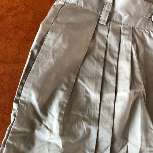 Branded women's pants like new, size 42