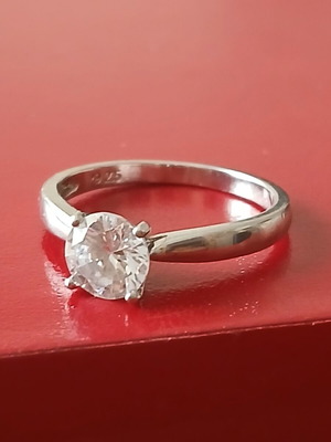 Solitare ring 925 silver 17 mm like new
