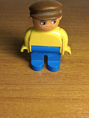 Άνδρας LEGO με κίτρινη μπλούζα και μπλε πόδια Duplo μεταχειρισμένος