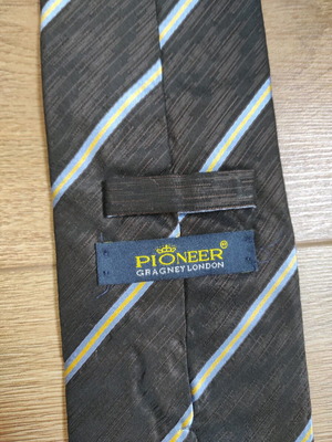 Pioneer tie 100% silk like new, gray and turquoise