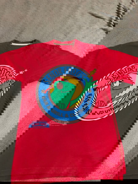 Vintage 1990’s T-shirt -MEDIUM