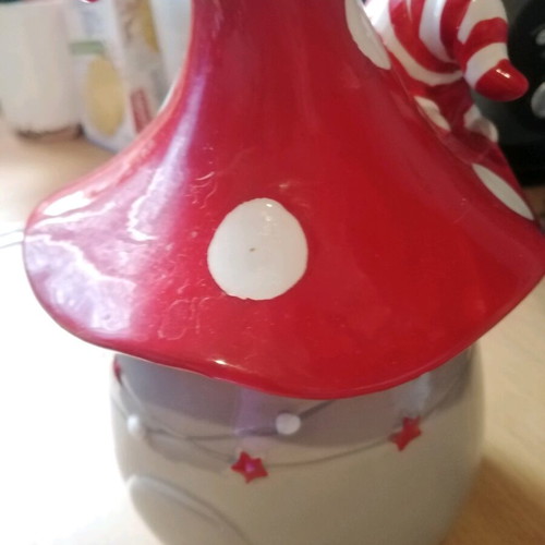Christmas ceramic cookie jar like new